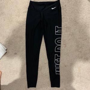Nike leggings